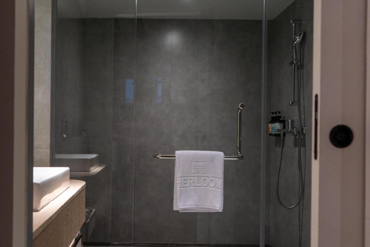 Herloom Hotel & Residence Bsd Tangerang Eksteriør billede